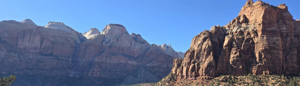 Cliff walls at Zion Canyon